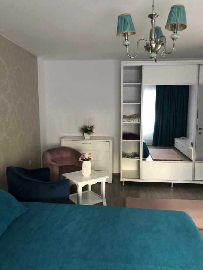 Tudor Apartment Braila Luaran gambar