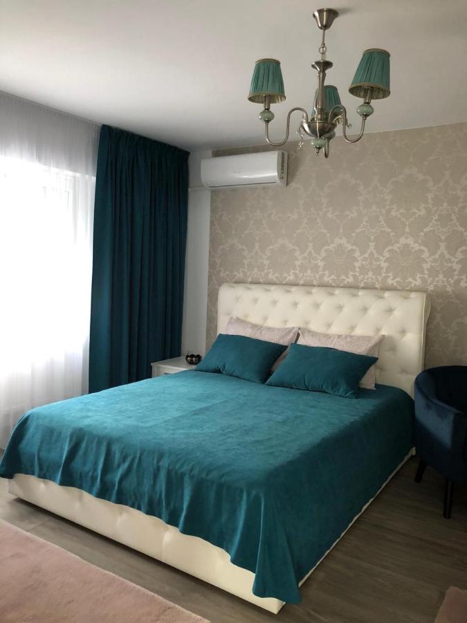 Tudor Apartment Braila Luaran gambar